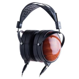 Audeze LCD XC  High End hodetelefon lukket versjon.