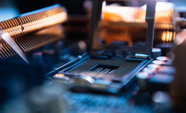 Intel UHD Graphics 630