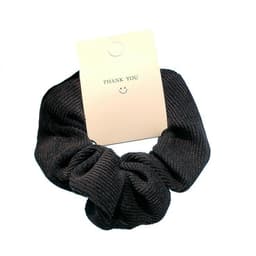 Svart scrunchie med räfflat mönster