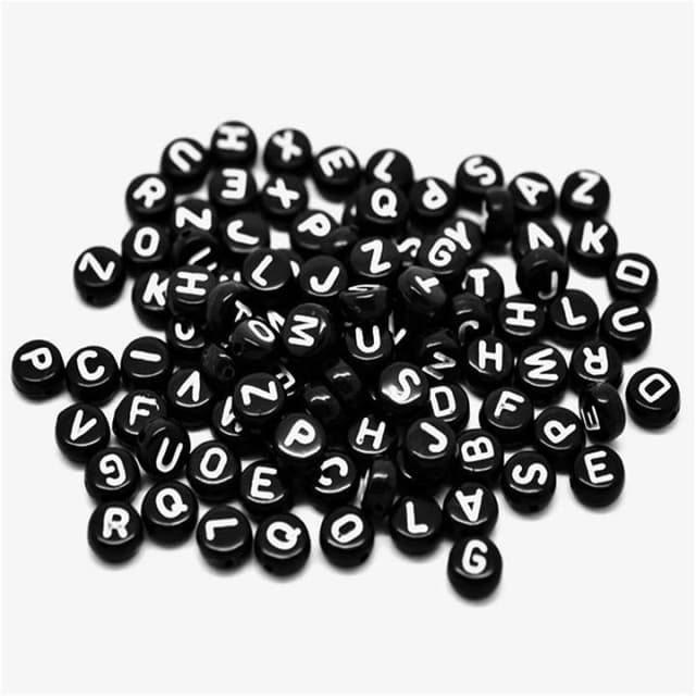 200 Perler med bogstaver, Sort