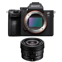 Sony A7 III m/ Sony FE 24mm f/2.8 G