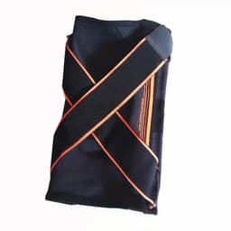 Justerbar knebeskyttelse med kompresjon str: M