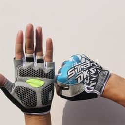 24 73384 Exercise gloves