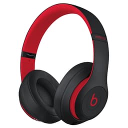 Beats Studio3 trådløse around-ear hodetlf. (sort/rød)