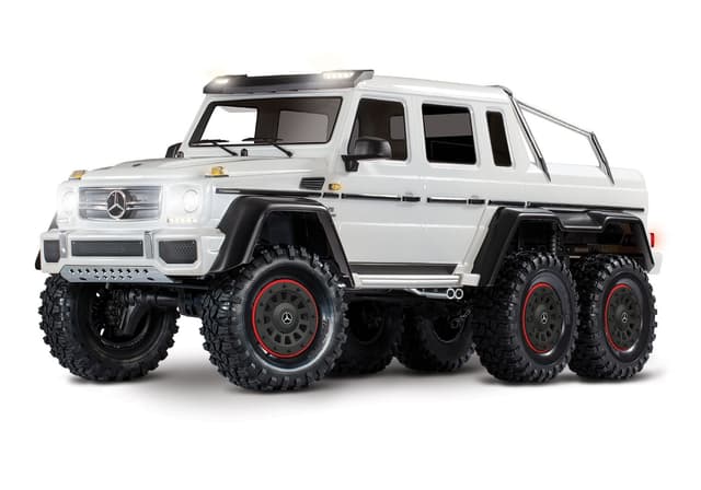Traxxas TRX-6 Mercedes G63 AMG 6x6 RTR White