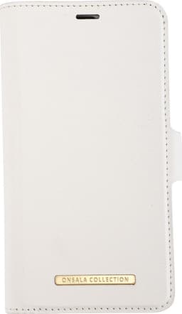 Gear Onsala Apple iPhone 12 / 12 Pro  (saffiano white)