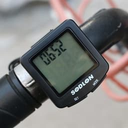 Tråbunden cykelcomputer