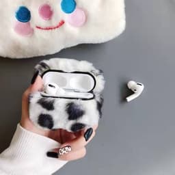 Fluffet beskyttelsesfoderal Apple AirPods Pro - Leopard / Hvid