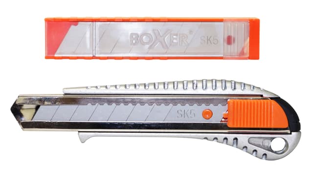 Hobbykniv 18 mm inkl. 10 ekstra knivblader