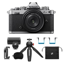Nikon Z fc  Z 28 mm f/2.8 SE