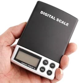 Digitaalinen mini-asteikko taskussa musta