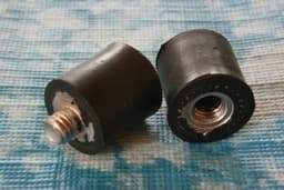 TFL-228B30-A Gummifester 16x16 - Antivibrasjon