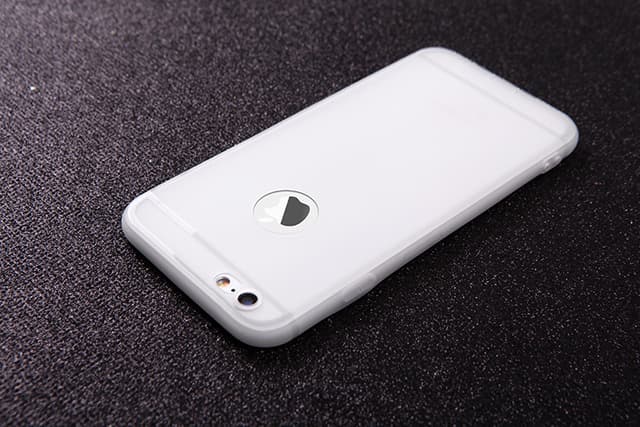 Ultraslim Silikon Skal till iPhone 6/6S - Vit