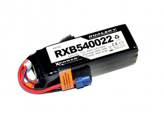 2s  5400mah - rx lipo - dualsky med måler