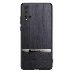 Stötsäkert mobilskal med trämotiv till Huawei nova 5