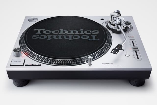 Technics SL1200MK7 Platespiller