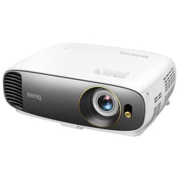 BenQ projektori W1700