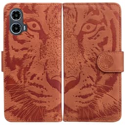 SKALO Motorola Moto E14 4G Embossed Tiger Plånbok - Brun