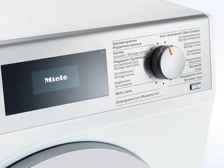 Selkeä tekstinäyttö maakohtaisella kielellä