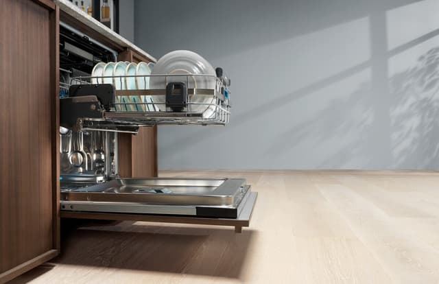 Vi höjer standarden ‒ världens första diskmaskin i arbetshöjd