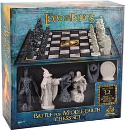 Noble Collection Lord of the Rings shakkisetti (muovinappulat)