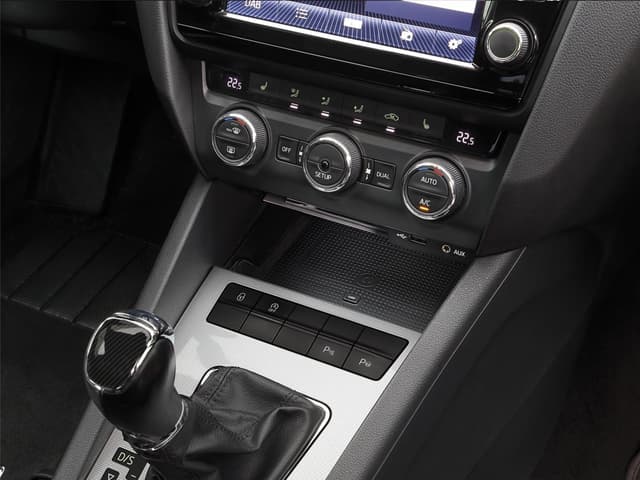 Qi trådløs oplader - OEM design - Skoda Octavia (5E) 2013-2019 - 10W