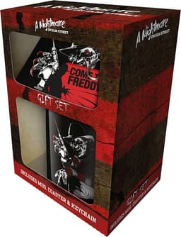 Pyramid International A Nightmare on Elm Street nyckelring och mugg