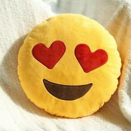 Emoji kudde i mjuk plysch