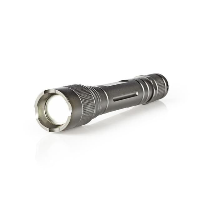 Nedis LED Taskulamppu | Paristokäyttöinen | 4,5 V | 3 W | 2x AA | Paristot sisältyvät | Nimellisvaloteho: 150 lm | Valoalue: 120 m | Säteen kulma: 46.1 ° | 10000 Kytkentäsyklistä