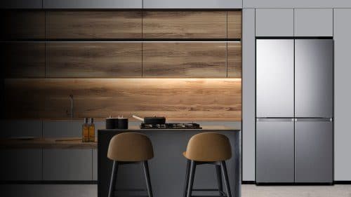 Kombinerad kyl och frys med Cross Door-design