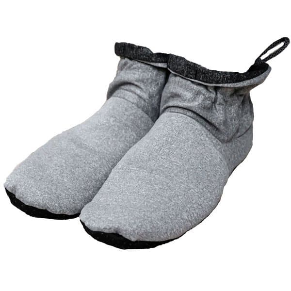 One Size Cozy Boots & Cozy Eyes - Tofflor och Ögonmask Kille & Tjej