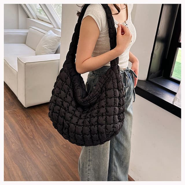 Lettveske Nylon vattert skulderpolstring Crossbody-veske Sort