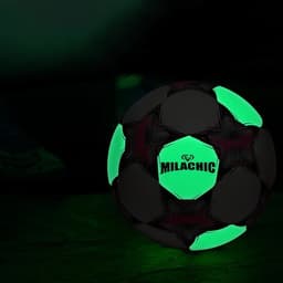 Självlysande fotboll