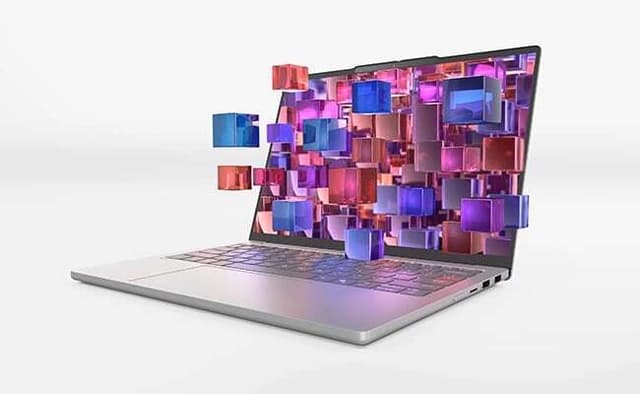 High-resolution LCD display