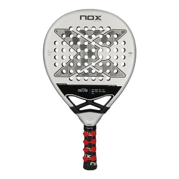 Nox AT10 Genius 18K Agustín Tapia 2024 padelracket - dråpeform, 360-375 g, 18K karbonfiber