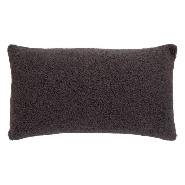 Set med 2 produkter. Kudde LAMMVÄSKA 30x50cm, mörkgrå