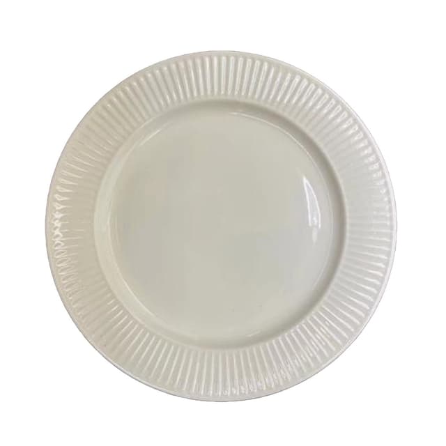 Set med 4 produkter. Plate ARDEN D26,5cm