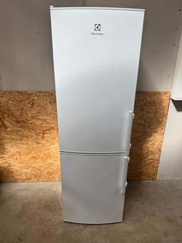 Electrolux køle/fryseskab LNT3LE34W2 - D14802 - brugt