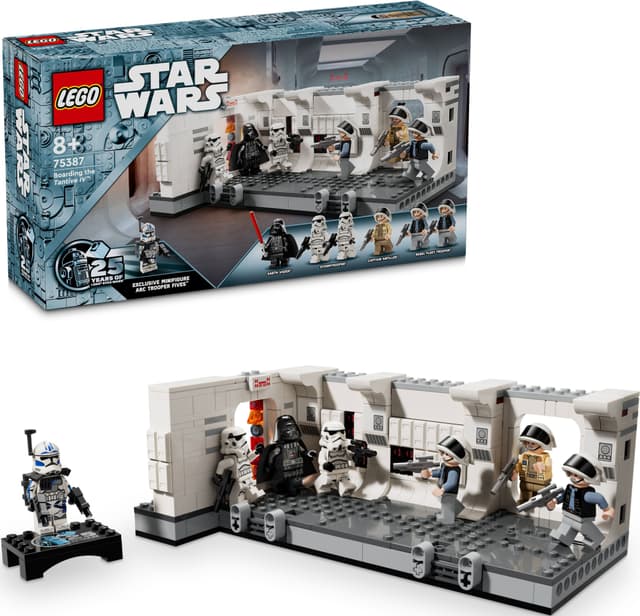 LEGO Star Wars Bordingen av Tantive IV 75387