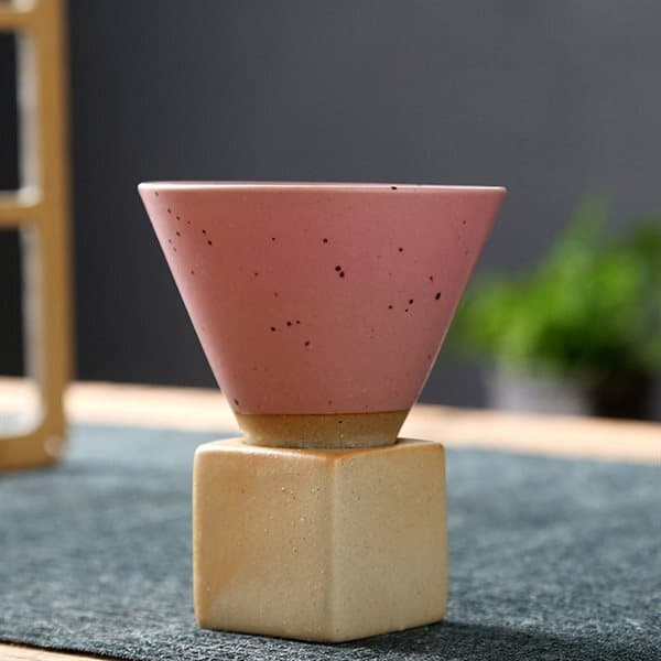 Konformad mugg med ställ - Rosa