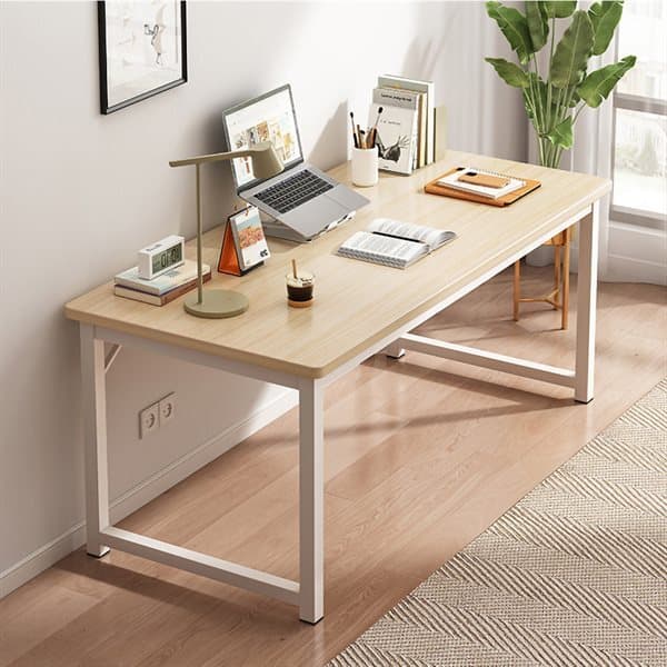 Skrivebord 160cm med Eikefarget Bordplate og Hvite Ben