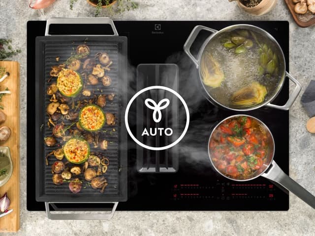 Automatisk viftekontroll – justeres mens du lager mat