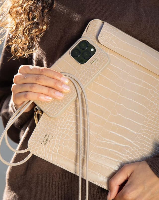 Slim Laptop Sleeve 16"" Warm Beige Croco