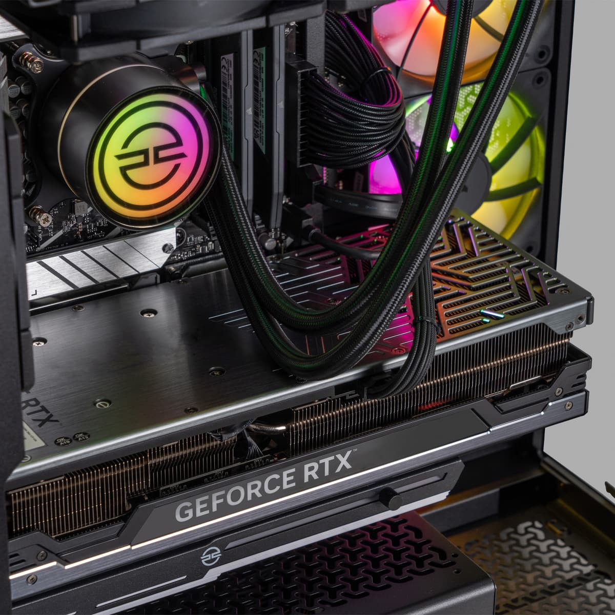 PCSpecialist Ultra 1000 R7-9800X3D/64/2TB/5090 stationär dator för ...