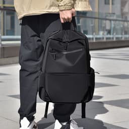 Multifunksjonell nylon ryggsekk for reise og arbeid Sort