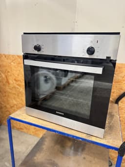 Siemens indbygningsovn HB010FBR0S - D16454 - brugt