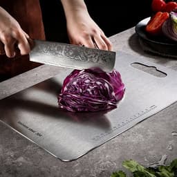 Ruostumattomasta teräksestä valmistettu leikkuulauta - 25 x 36 cm