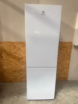 Electrolux køle-/fryseskab LNC7ME32W1 - D16613 - brugt