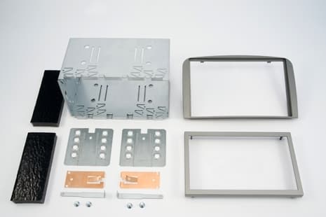 2-DIN radioramme Alfa Romeo 147>