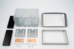 2-DIN radioramme Alfa Romeo 147>